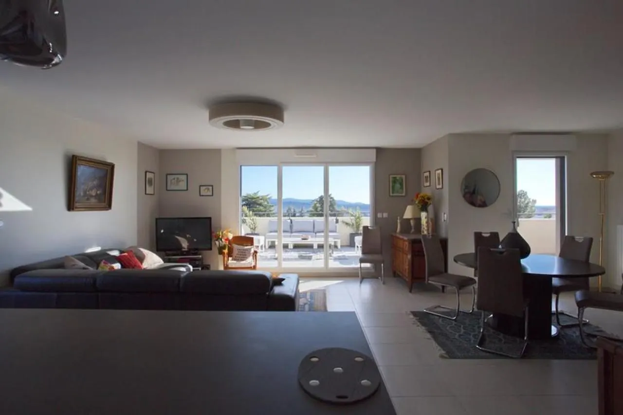 Apartment Apt - Terrace Panoramic View And Wifi Aix-en-Provence France